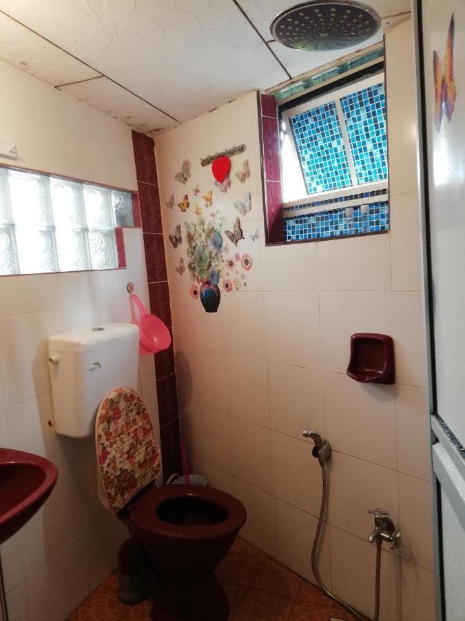 Love Homestay Ct Kangar Exteriör bild